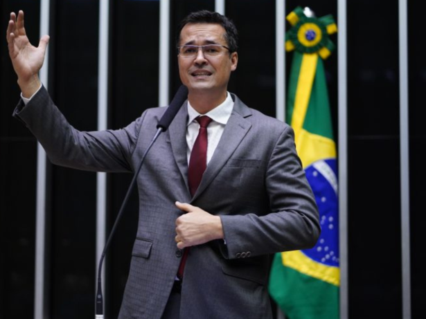 Reviravolta: Nunes Marques derruba decisão e mantém Deltan Dallagnol na disputa pelo Senado